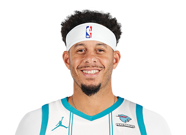 https://img.qzscnhh.com/img/basketball/player/1d345669c026c55af31a4f08d3a19fc9.png